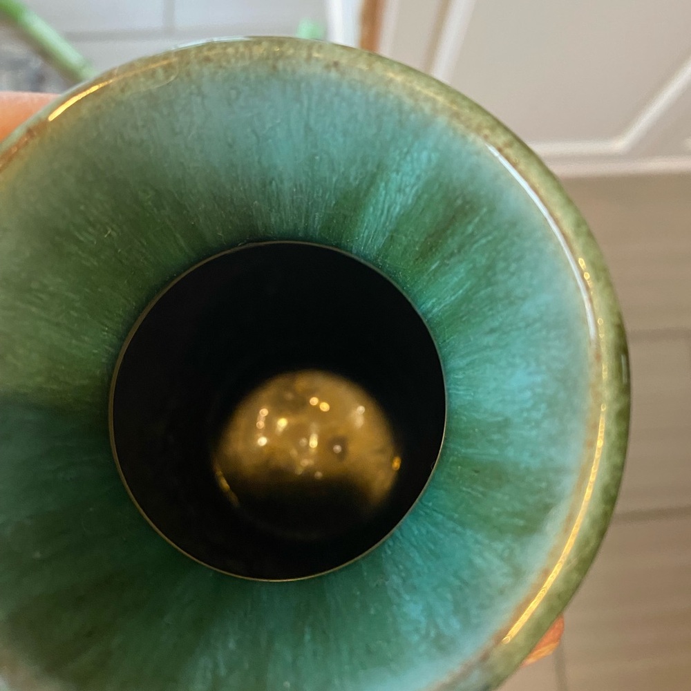 Mid Century Modern Blue Mountain Pottery Mid Size Ceramic Vase Drip Glaze - Picture 12 of 12
